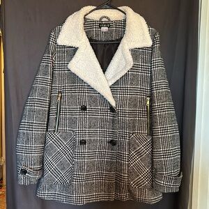 PRELOVED VENUS LADIES PEA COAT Style Coat